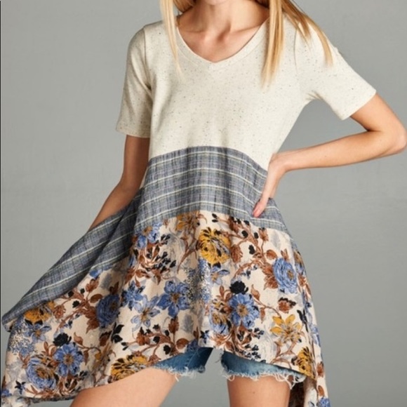 Boho Plaid and Floral Top - Picture 3 of 10